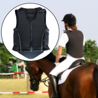 On voit une personne à cheval au second plan et une bulle avec un gilet sans manche sur un fond blanc.