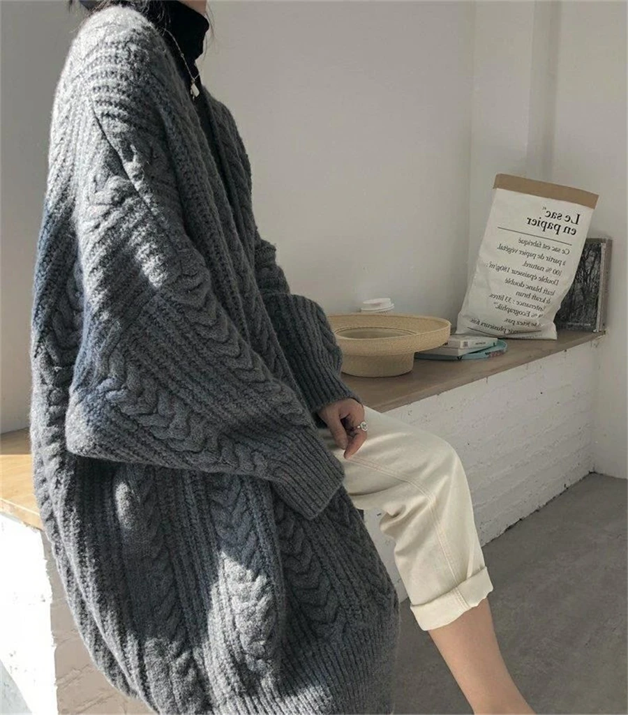 Vintage Brunello Cucinelli - 100 % Pur Cachemire - Cardigan Long En Tricot Torsadé à Col En V Pour Femme - France