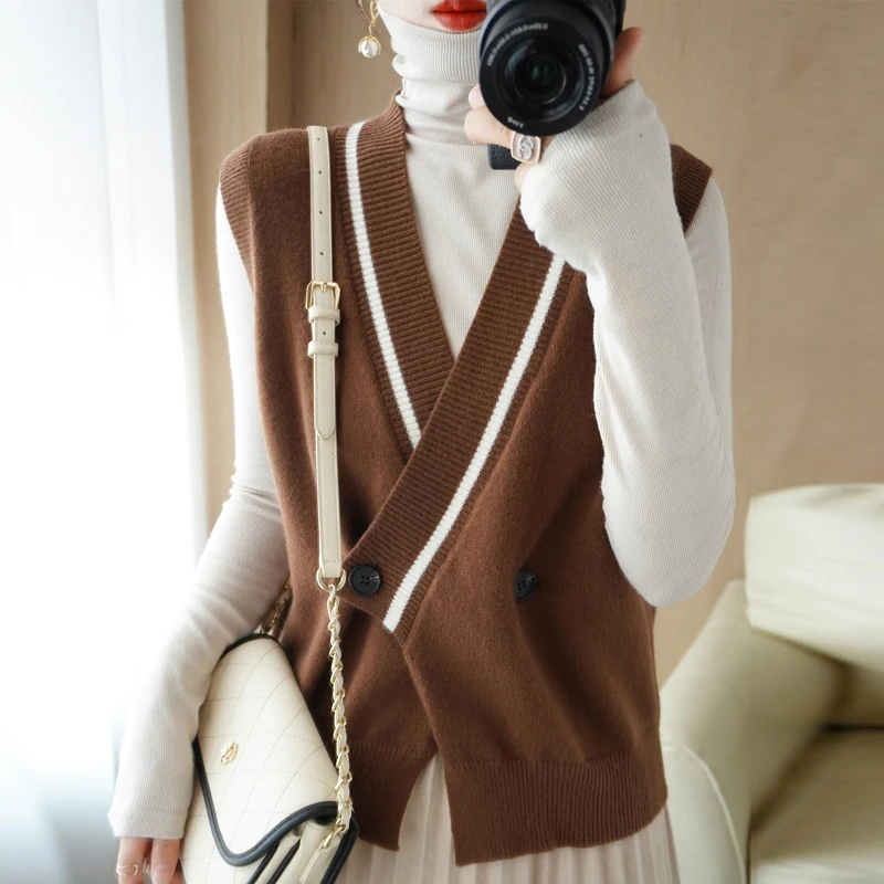 Gilet sans manche à col en V côtelé pour femme - Marron, S