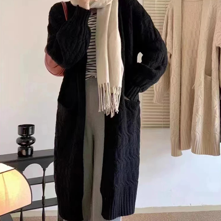 Long gilet épais pour femme mailles fantaisies - Noir