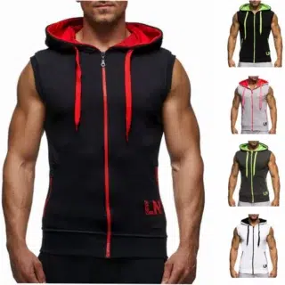 Photo d'un sportif portant un gilet à capuche zippé fermé noir et rouge sur la gauche de l'image et quatre miniatures de couleurs différentes sur la droite