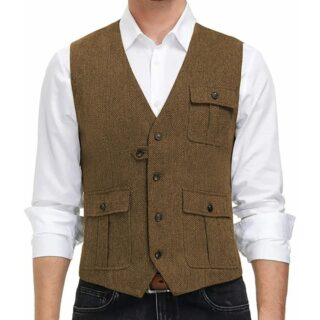 on voit le buste d'un homme portant un gilet de costume à chevrons avec poches pour homme