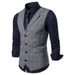 un gilet de costume gris à manches courtes sur fond blanc